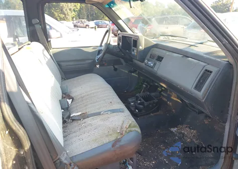 1988 Chevrolet Gmt-400 K1500 from USA, damaged, VIN 1GCDK14Z5JZ188702